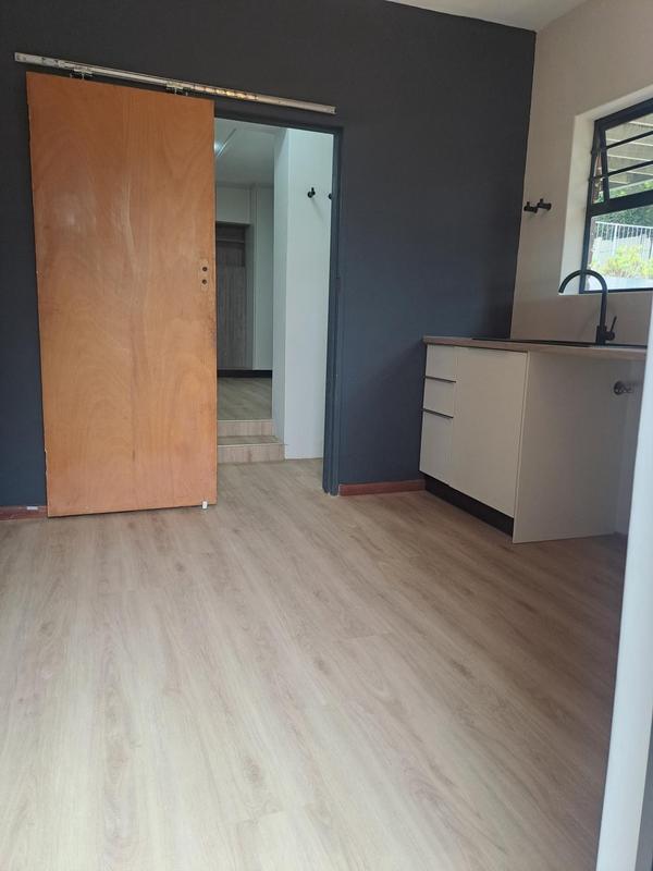 To Let 1 Bedroom Property for Rent in Kenridge Western Cape